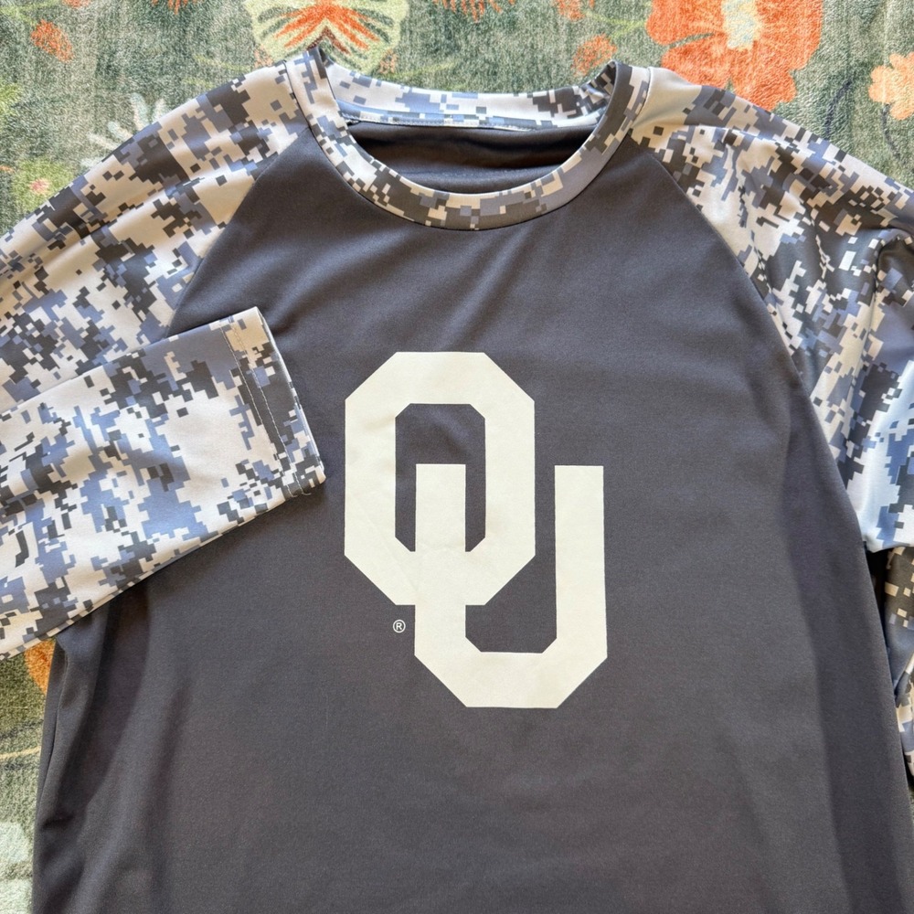 Colosseum Oklahoma Sooners OHT Military Appreciation Camo Long Sleeve Mens L